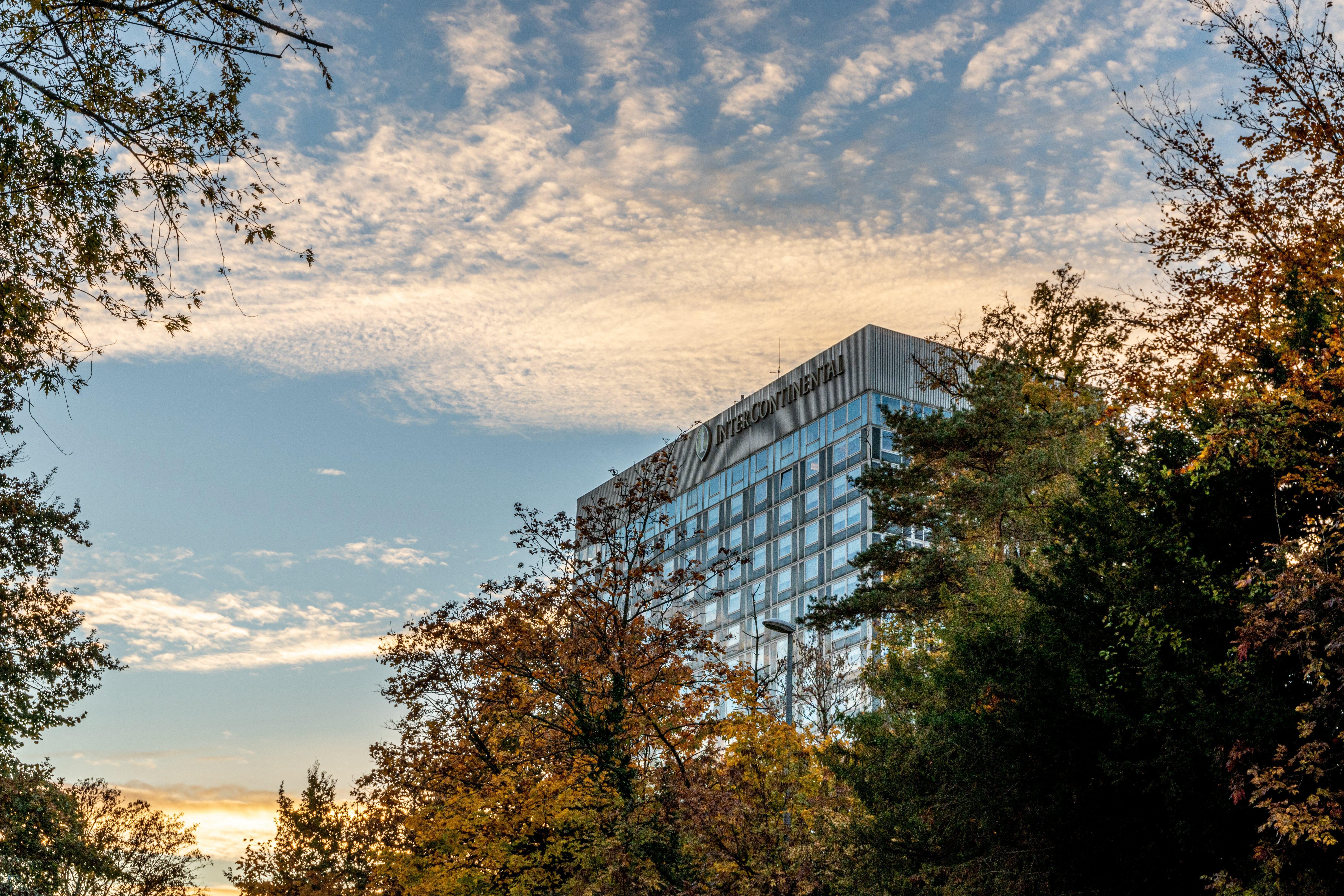 Intercontinental